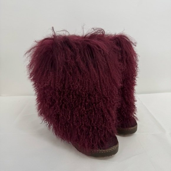 New Bearpaw BOETIS II Red Wine Cow Lambs Fur Curly Wool Furry